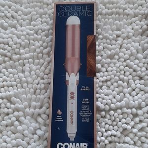 NWT 1 1/2 inch barrel Conair curling iron